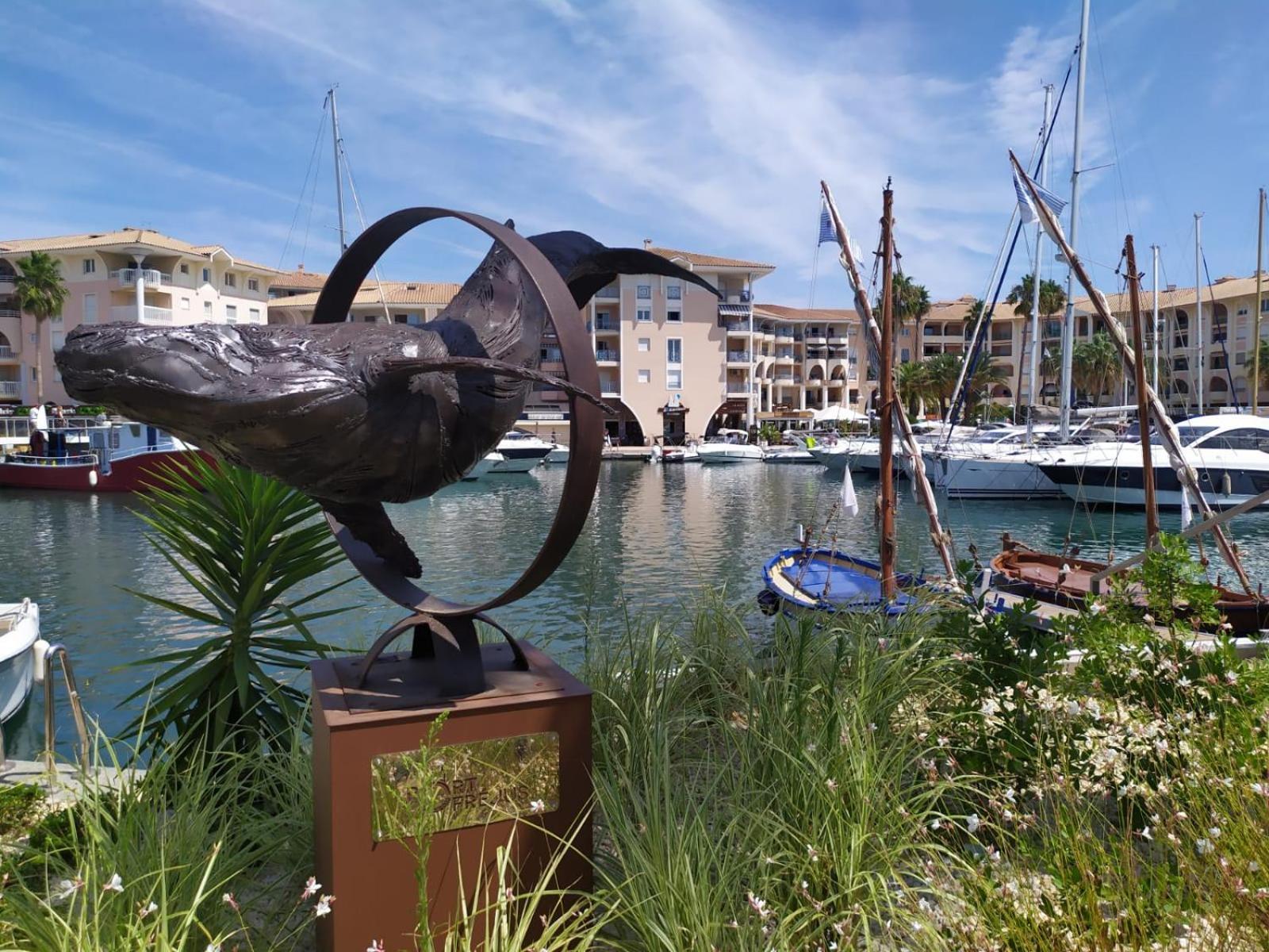 Chez Virginie : Appartement Lumineux Au Calme. Frejus Bagian luar foto
