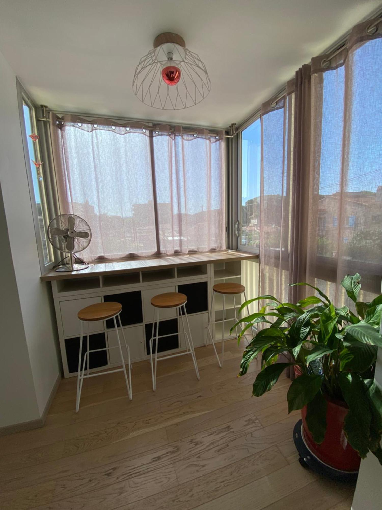 Chez Virginie : Appartement Lumineux Au Calme. Frejus Bagian luar foto